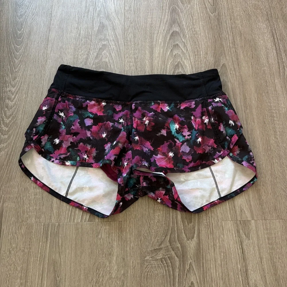 Lululemon‎ Speed Shorts Mini Midnight Bloom Black Deep Fuschia, Sz 4 Pink/Purple